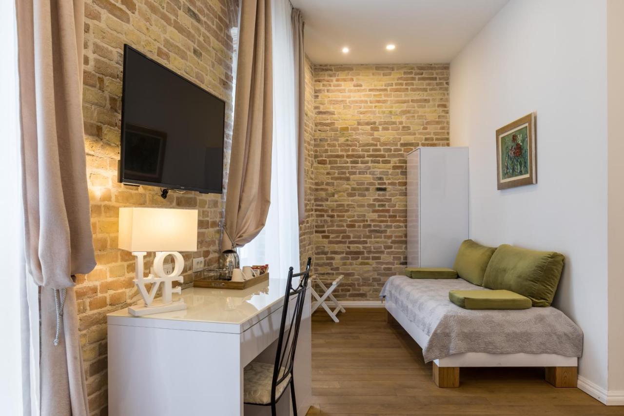 Pellegrini Luxury Rooms Сплит Экстерьер фото